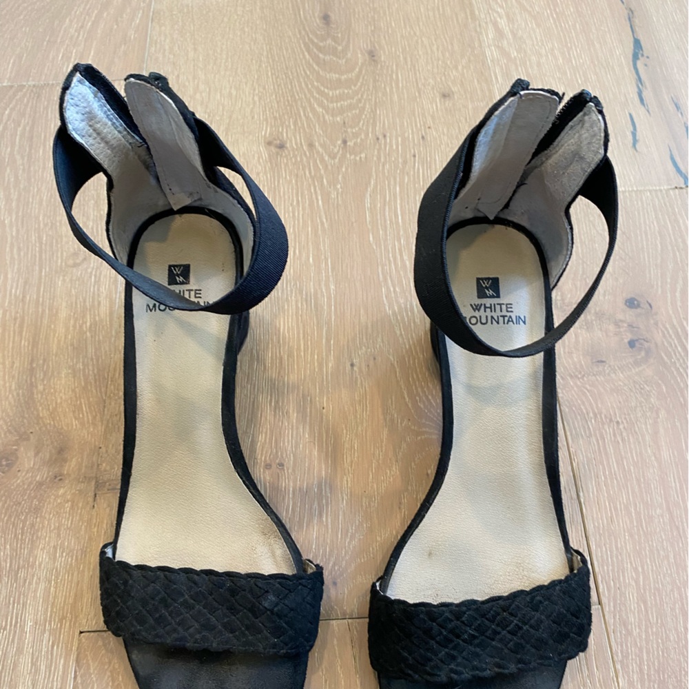 Super Flattering Low Heel Sandals
